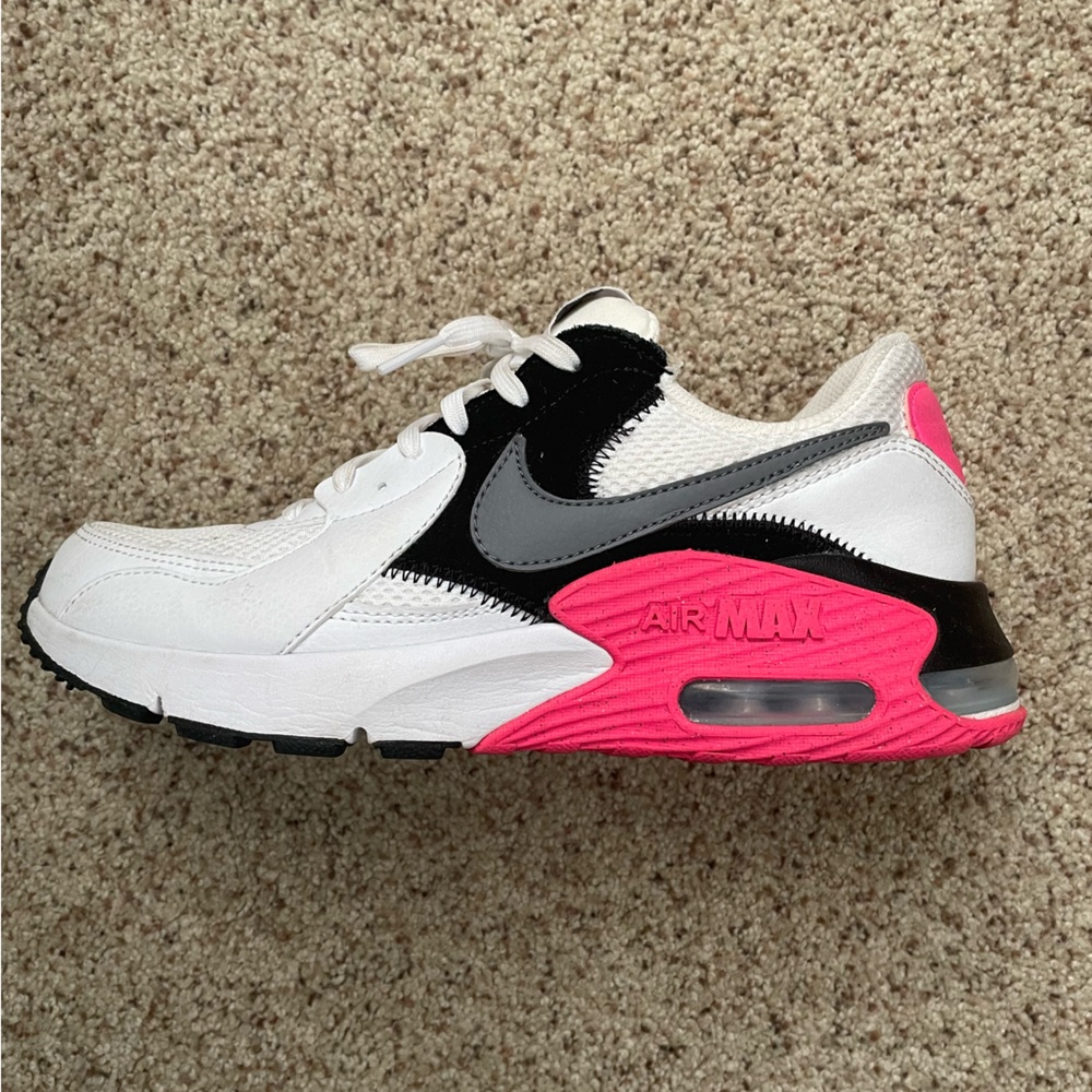 Nike Women’s Air Max